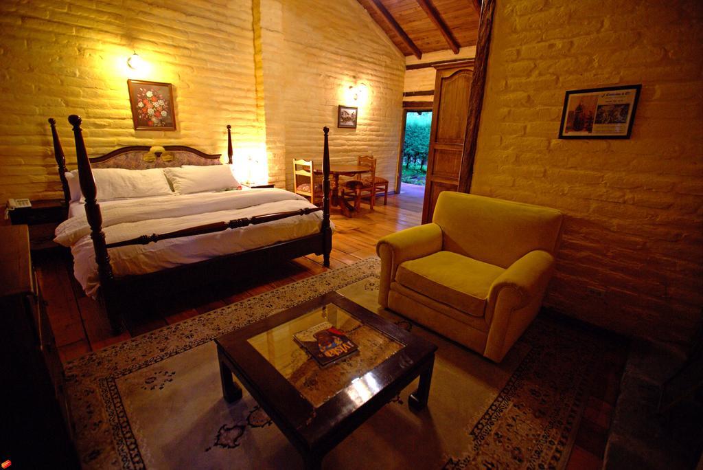 Hacienda La Carriona Hotel Sangolquí Exterior photo