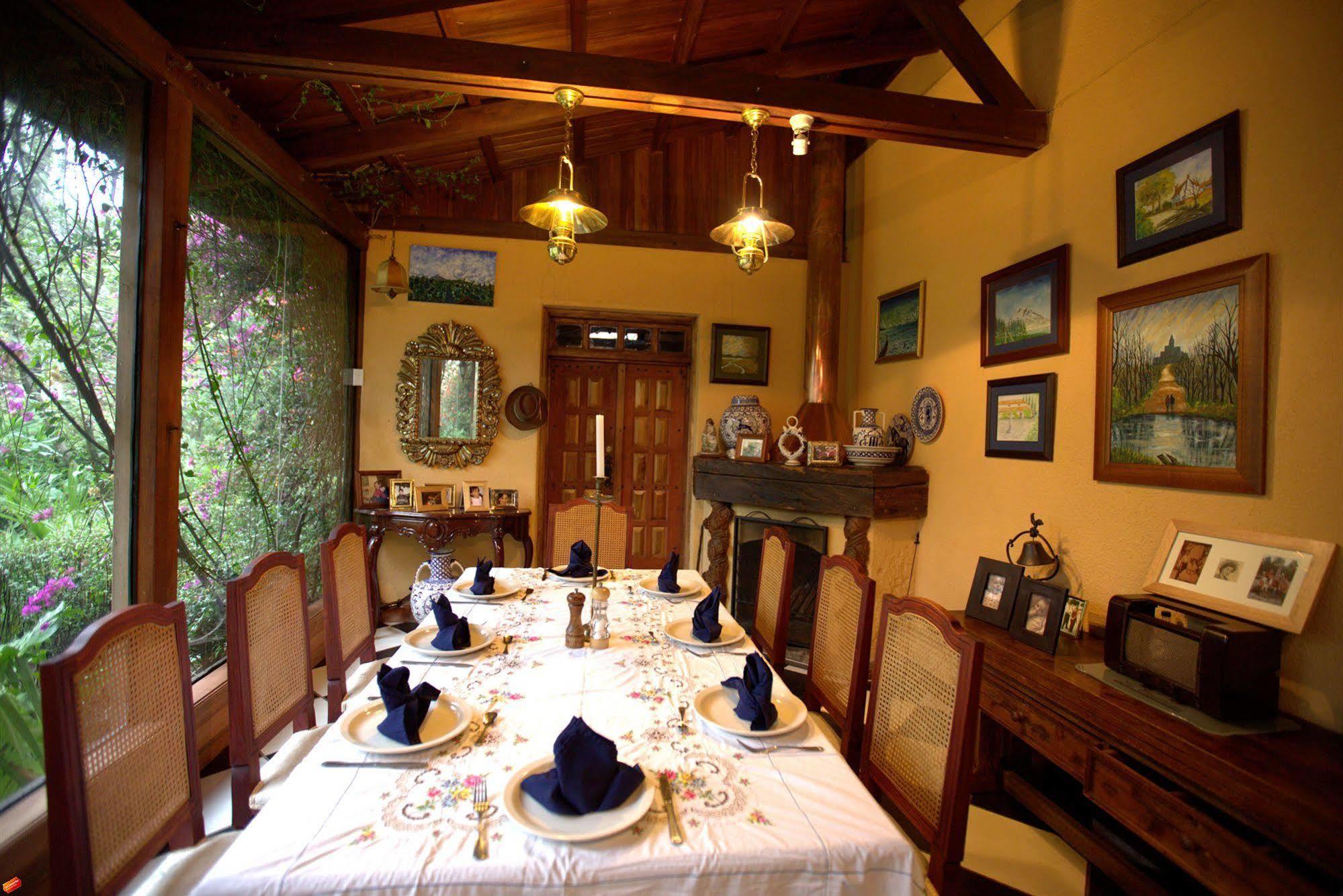 Hacienda La Carriona Hotel Sangolquí Exterior photo