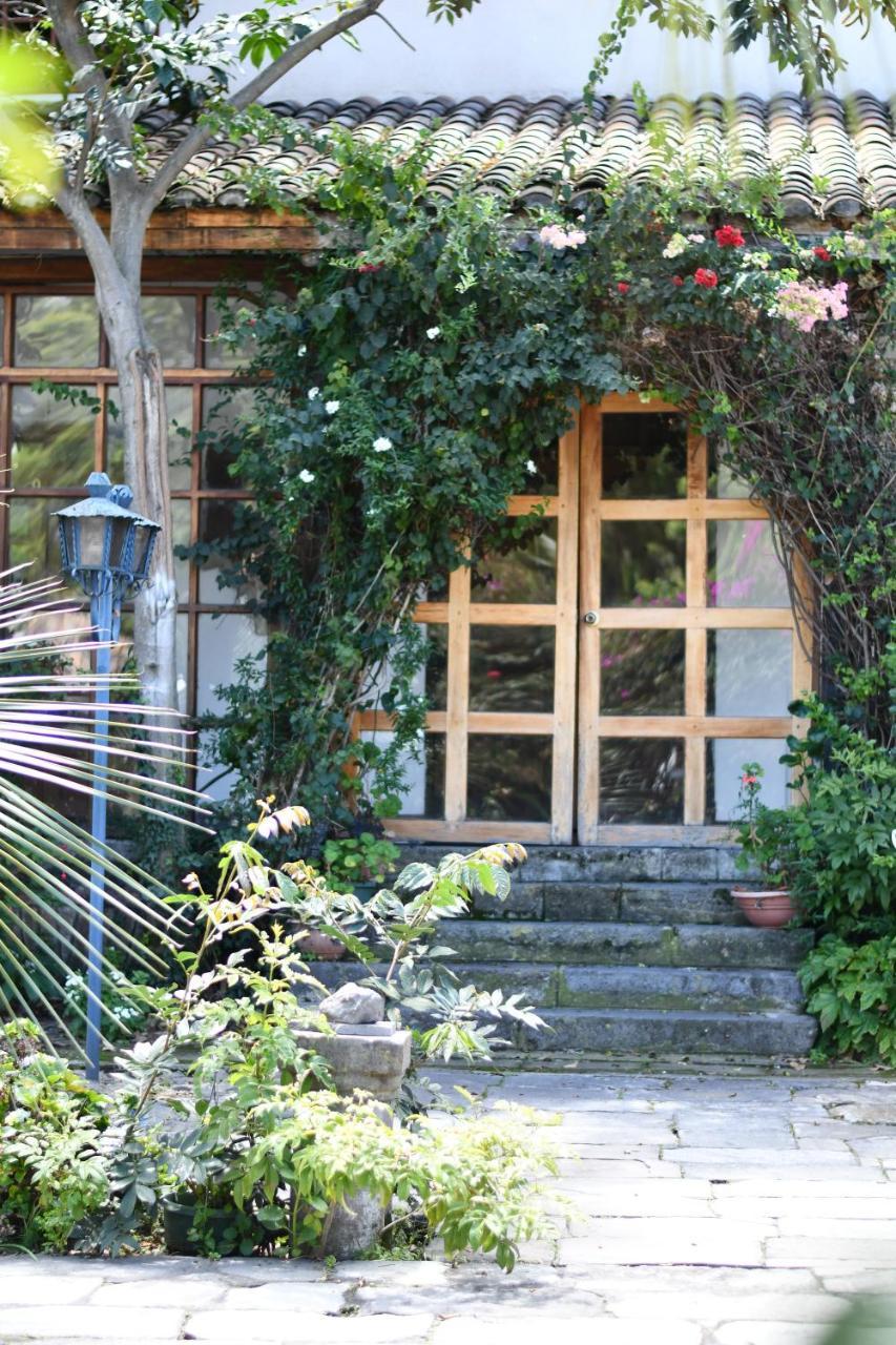 Hacienda La Carriona Hotel Sangolquí Exterior photo